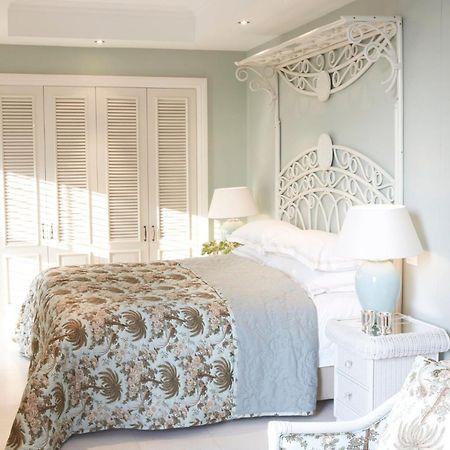 The Oyster Box Hotel Umhlanga Rocks Exterior foto A bedroom